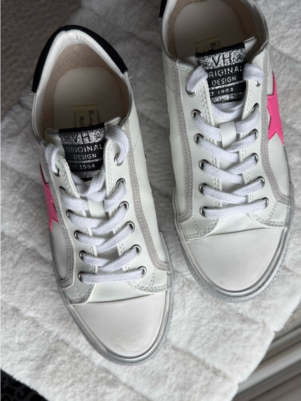 Vintage Havana women’s Amaze platform sneakers, 7.5